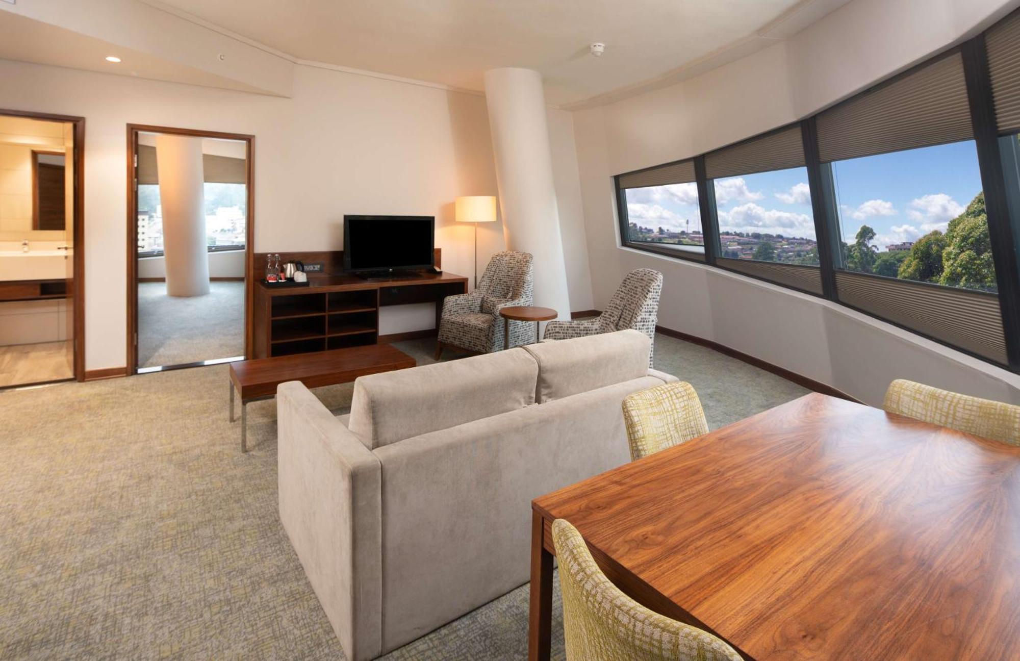 Hilton Garden Inn Mbabane Buitenkant foto